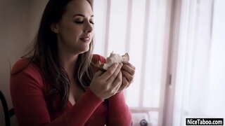 Horny MILF Chanel ប់ជញ្ជក់មេនិងបានទទួលវីដេអូលំបាក