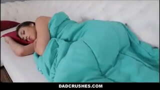 Očim jedel stepdaughter