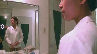 Japonês adolescente bateu por um asiático cara