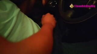 Lái xe của uber lấy tôi thấy ngực cô cho các thành phố