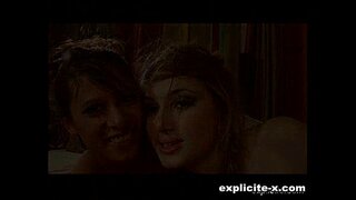 ���ற்புதமான மாதிரிகள் மாநிறம் உடைய பெண்