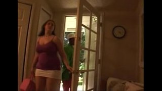 Ahh එස්. අම්මා Kimmie Lexy