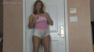 Perfecto madura masturbates