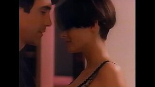 Вэндзі Хэмілтан вельмі рэдкая сэксуальная сцэна (Агучванне)