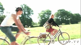 ���රුණ හා ලස්සන ශිෂ්ය සමග විශාල පියයුරු මිනී sodomisee et prise ඒන් ද්විත්ව p