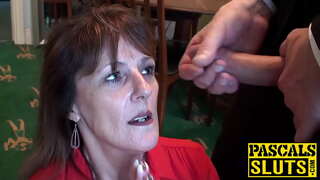 Colscartha bhean aibí Pandora taitneamh a bhfuil submissive le gnéas