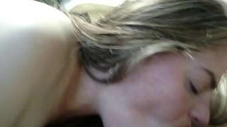 Rimmed, prsti, in ji dal zalogaja cum