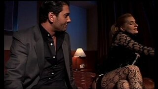 ���ີ Falk ຮັກຫຼາຍເກີນໄປຈະມີເພດ