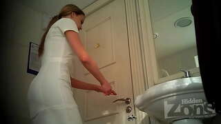 Tampilan gedhe saka anus lan pus close-up!