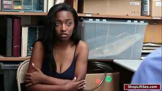 Busty Daya Vitez dobi njeno muco zajebal s LP častnik ogromen petelin