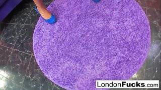 Ázsiai csaj baszik magát