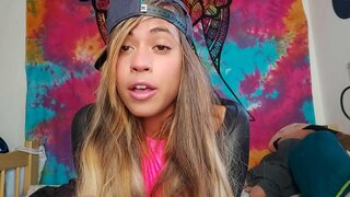 DRWY RYNGWEITHIO GYDA CHEFNOGWYR,