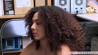 Milf quickie le teen air CCTV