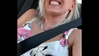 Soha nem tettem ilyet! Én kaptam egy orgazmus egy taxit.