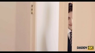 DADDY4K. आश्चर्यकारक लिंग देखावा जुन्या वडील आणि सुंदर वधू