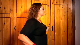 Szerető április - wc rabszolga képzés, fegyelem képzés