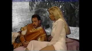 Dan il-anzjani anzjani Victoria Pariġi jaf kif pjaċir sieħeb tagħha